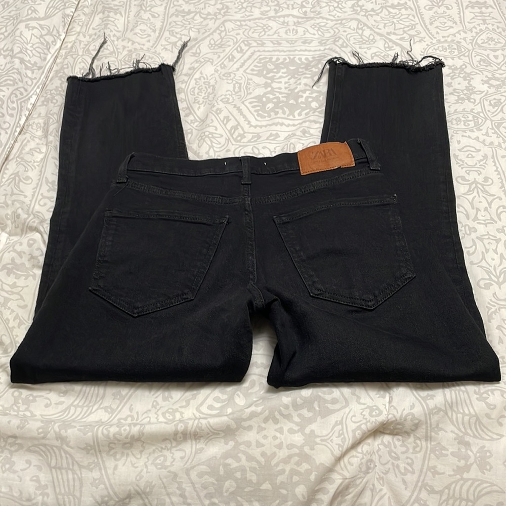 LIKE NEW** Zara ZW High-Waisted Cropped Slim Fit Jeans - Picture 7 of 8
